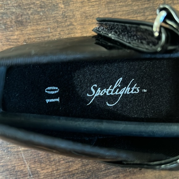 Spotlights Tap Shoes - Picture 4 of 5